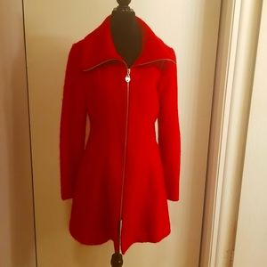 GUESS CRIMSON RED COAT SIZE M